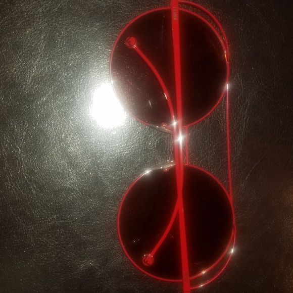 Red Fendi Aviator Sunglasses - Picture 2 of 6